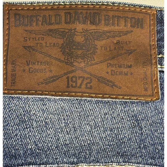 Buffalo David Bitton Evan-X Basic Denim Shorts Mens W36 Jorts Stretch Whiskering - Picture 7 of 11